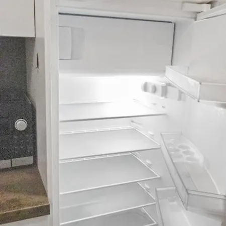 Luxus Im Zentrum Fuer 6 Personen Mit 3 Zimmern, Balkon, Parkplatz, Wlan